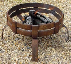 iron fire pit round low stand